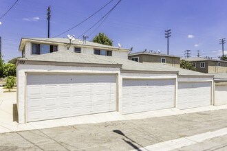 1026 E Imperial Ave in El Segundo, CA - Building Photo - Building Photo