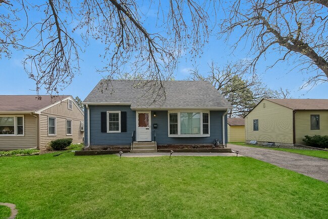 property at 7041 Garfield Ave S