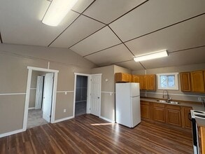 2335 Maria St in Fairbanks, AK - Building Photo - Building Photo