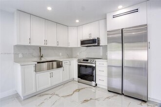 3305 SW 2nd St in Miami, FL - Building Photo - Building Photo