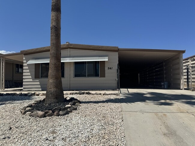 property at 941 Citrus St