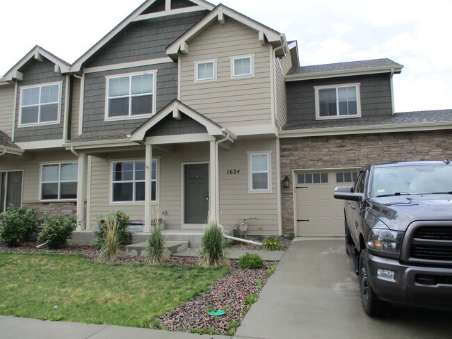property at 1624 Tundra Ave