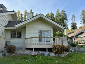 185 Golf Terrace Dr in Bigfork, MT - Building Photo - Building Photo