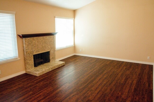 property at 1943 S Belle Ave