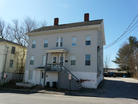 46 Park St in Thomaston, CT - Foto de edificio - Building Photo