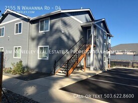 2155 N Wahanna Rd in Seaside, OR - Building Photo