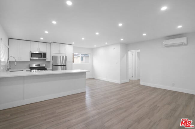 property at 11347 Emelita St