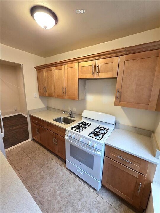 120 E 93rd St in Brooklyn, NY - Building Photo