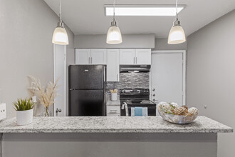 Monaco Valley in Dallas, TX - Building Photo - Interior Photo