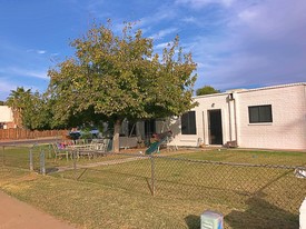 Vista 4-Plex in Phoenix, AZ - Foto de edificio - Building Photo