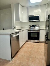 9701 Hammocks Blvd in Miami, FL - Building Photo - Building Photo
