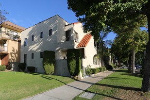 1143 E Maple St Apartments