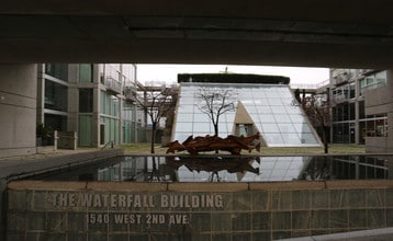 The Waterfall in Vancouver, BC - Building Photo - Building Photo
