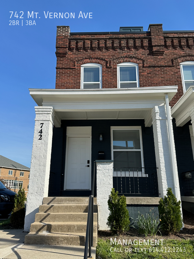 property at 742 Mt Vernon Ave