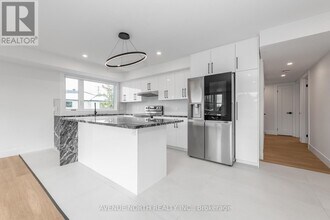 1975 Banff Ave in Ottawa, ON - Building Photo - Building Photo