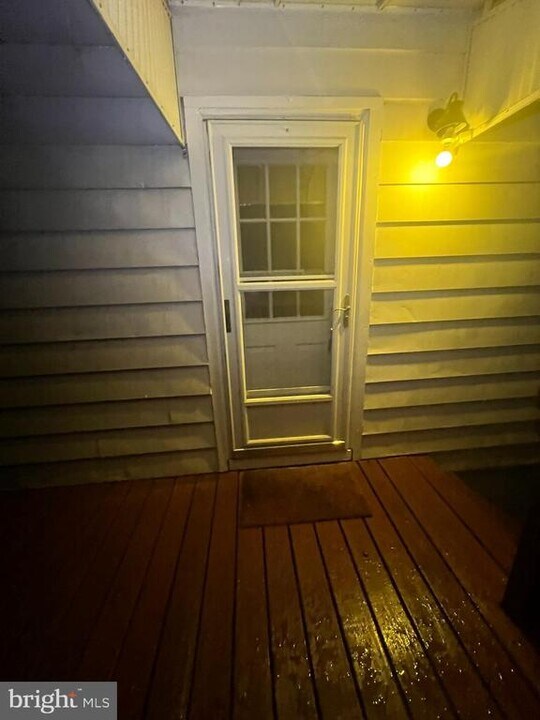 441 Larchmont Dr in Delanco, NJ - Building Photo