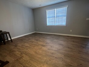 124 Carson St in Commerce, GA - Building Photo - Building Photo