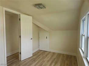 5200 Catherine St in Maple Heights, OH - Building Photo - Building Photo