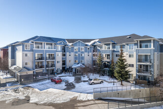 120 Country Village Cir NW in Calgary, AB - Building Photo - Building Photo