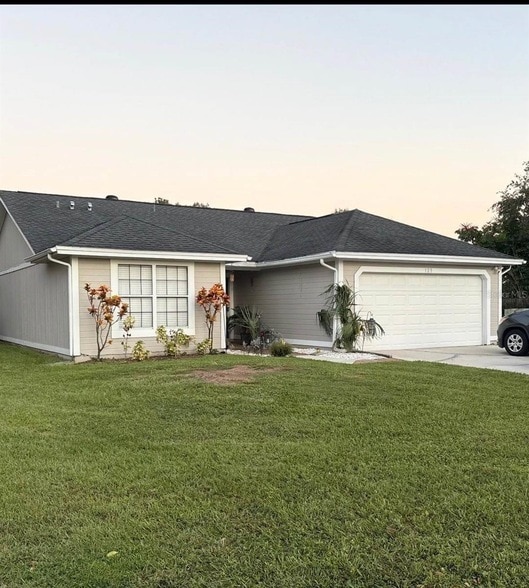 property at 125 Spanish Moss Ct