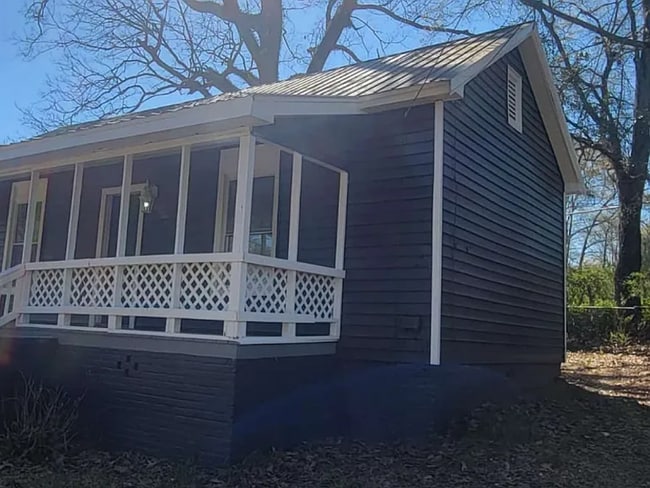 810 Monroe St in Lagrange, GA - Building Photo - Building Photo