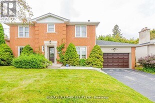 16 Paultiel Dr in Toronto, ON - Building Photo