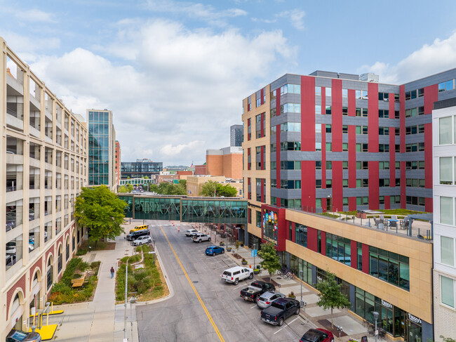 318 Commons in Rochester, MN - Building Photo - Building Photo