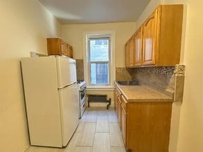 45-42 40th St in Queens, NY - Building Photo - Building Photo