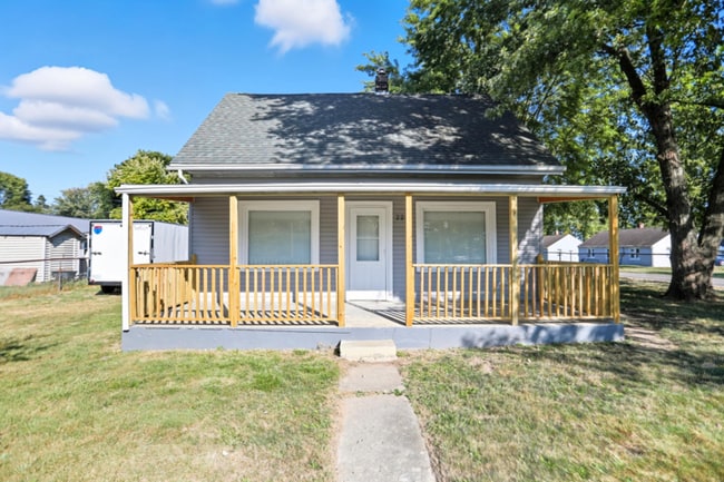 property at 2212 S Delawanda Ave