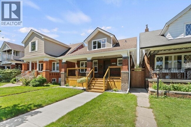 1439 Benjamin Ave in Windsor, ON - Building Photo - Building Photo