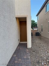 10512 Mann St in Las Vegas, NV - Building Photo - Building Photo