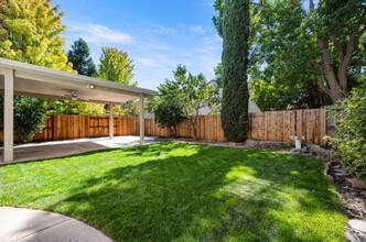 190 Belfont Cir in Sacramento, CA - Building Photo - Building Photo