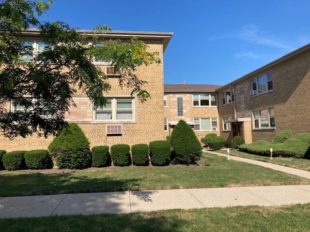 5452 N Artesian Ave, Unit 2N in Chicago, IL - Building Photo - Building Photo