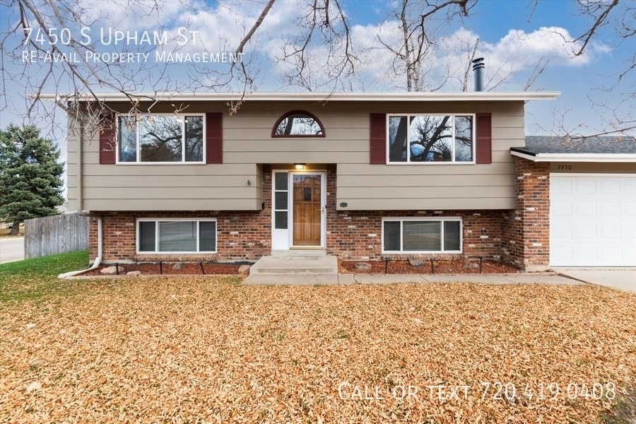 7450 S Upham St in Littleton, CO - Building Photo