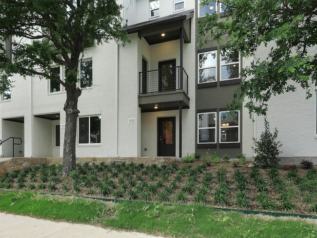 3345 Wynwood Dr in Plano, TX - Foto de edificio - Building Photo
