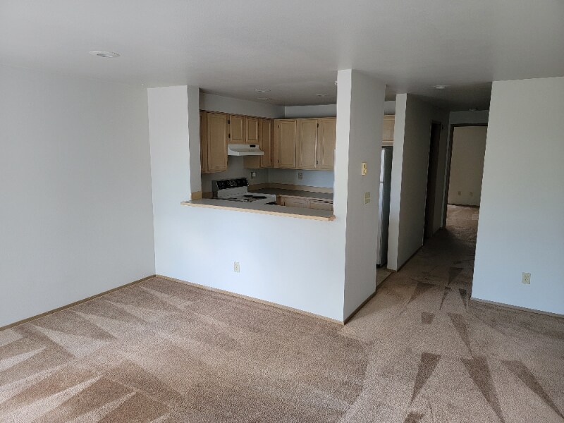 10545 Greenwood Ave N in Seattle, WA - Building Photo