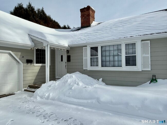 24 Elm St in Wethersfield, CT - Building Photo - Building Photo