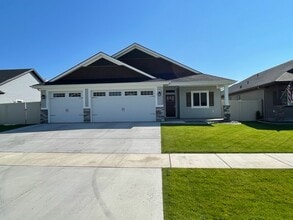 3152 N Callary St in Post Falls, ID - Building Photo - Building Photo