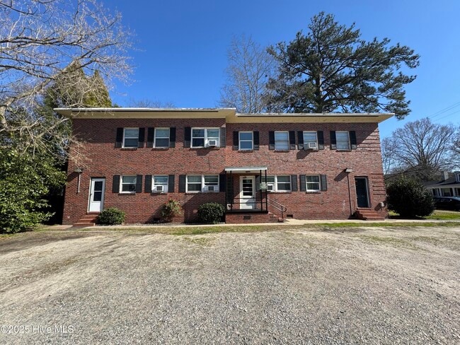 property at 1202 Carolina Ave