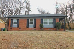 439 Short Hills Dr in Charlotte, NC - Building Photo