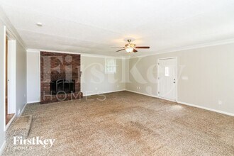 4162 McClesky Dr in Marietta, GA - Building Photo - Building Photo