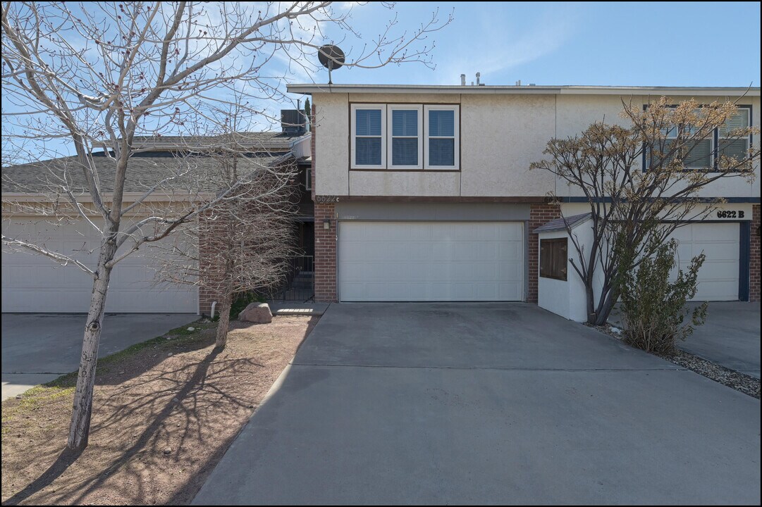 6622 Dawn Dr in El Paso, TX - Building Photo