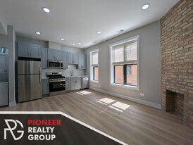 440 W Belden Ave, Unit 2 in Chicago, IL - Building Photo