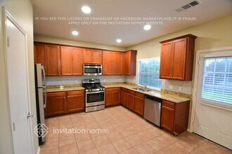1032 Breeders Cup Dr in Fort Worth, TX - Building Photo - Building Photo