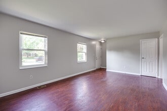 3091-3097 E Stroop Rd in Dayton, OH - Building Photo - Building Photo