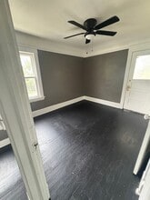 14813 Alder Ave in East Cleveland, OH - Foto de edificio - Building Photo