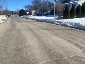 732 3rd St in Ronkonkoma, NY - Building Photo - Building Photo