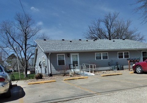 Greenfield Apartments in Greenfield, IL - Building Photo