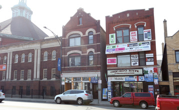 3051 W Cermak Rd in Chicago, IL - Building Photo - Building Photo