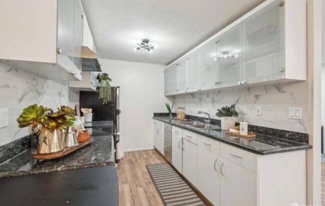 property at 22 Moss Ave